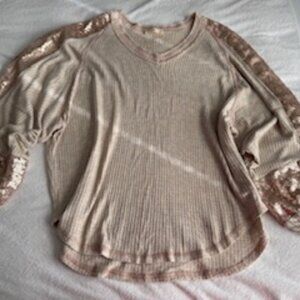 Hummingbird Women's Thermal Henley Top with Sequin Sleeves Size Small Pink